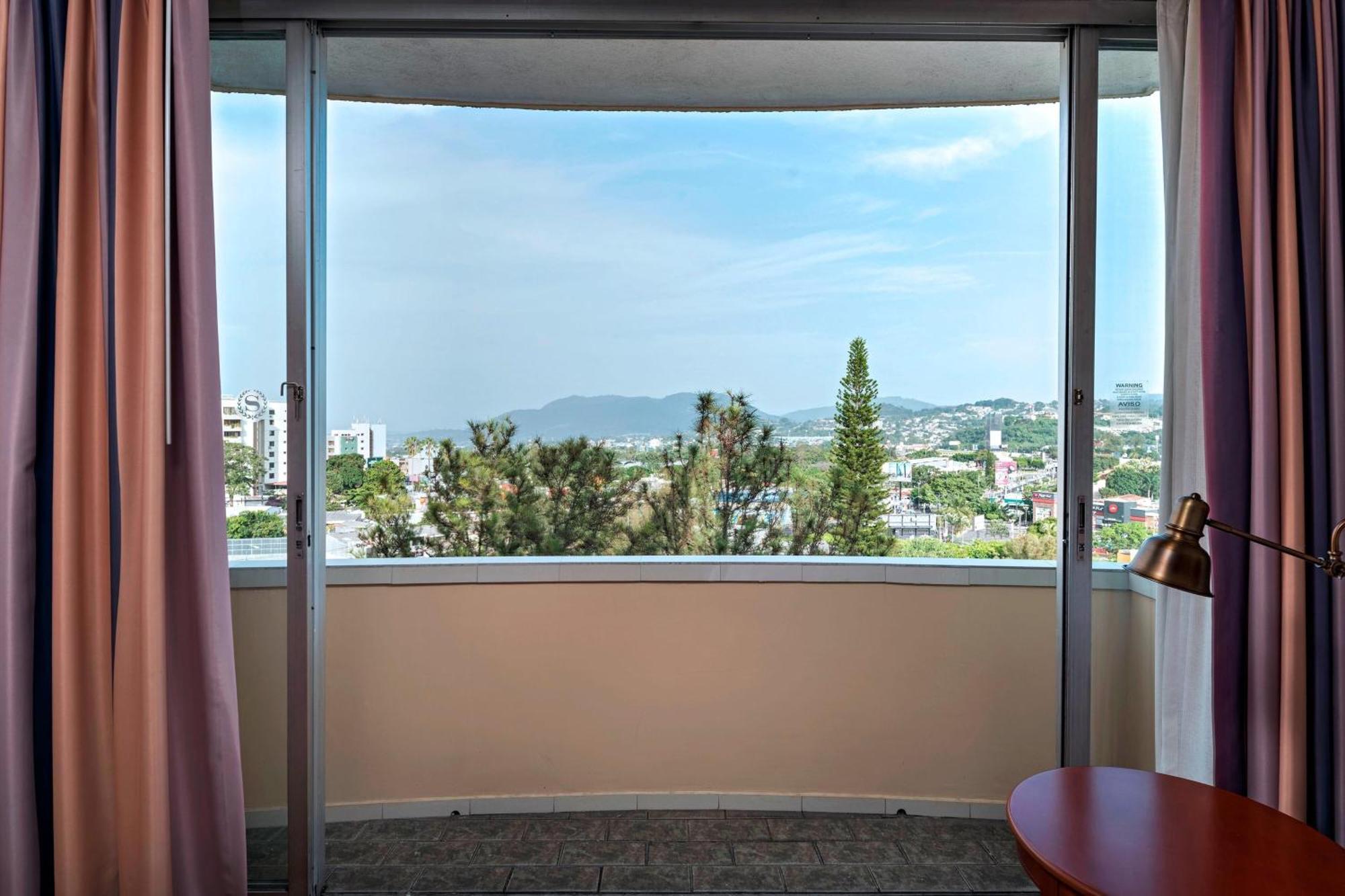 Sheraton Presidente San Salvador Exterior photo