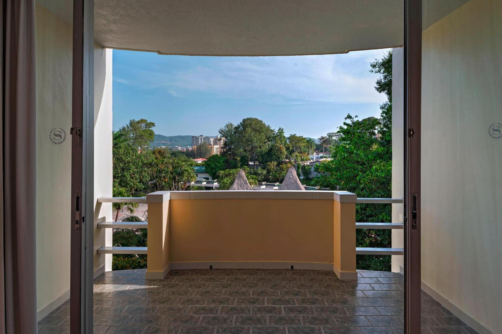 Sheraton Presidente San Salvador Exterior photo